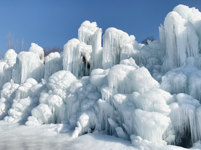 冰瀑（图片来源：老君顶景区）