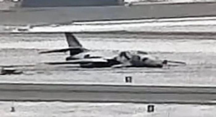 NewsCenter1 网络摄像头拍摄到的 B-1B 画面