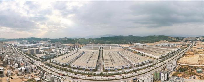 陆河县坪山-陆河共建产业园中的比亚迪园区。