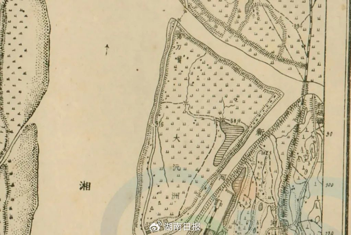 1911年的长沙地图中，新河已经形成了一个三角洲地带，名字叫大沅洲，也就是新河三角洲。图源网络