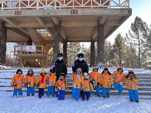 △广西11个“小砂糖橘”在东北游玩。图/央视新闻