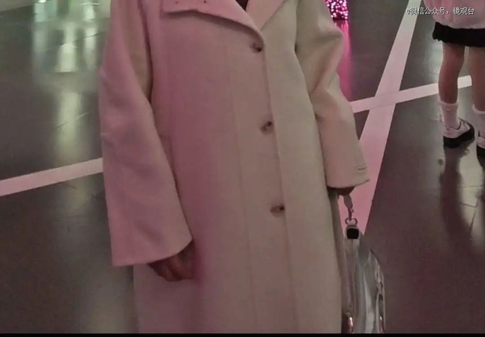 图/小莫在某家代工厂购买的大衣