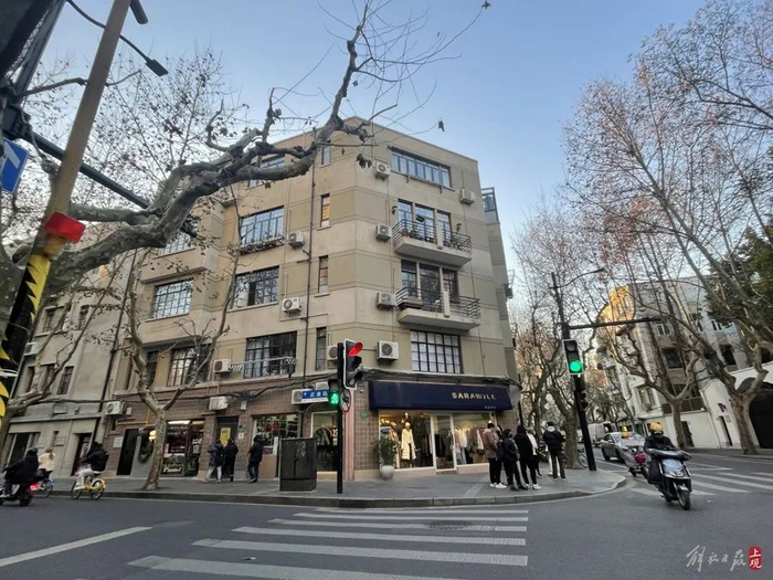 徐房集团修缮后的武康路232号居民住宅。 舒抒 摄