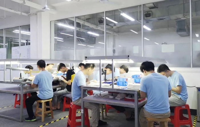 深圳市缤纷珠宝开发有限公司生产车间