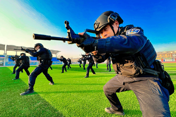 百炼成钢|特警|银川市_新浪新闻