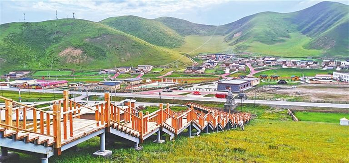 中国海洋石油富岛有限公司援建的合作市勒秀乡麻木索那生态文明小康村