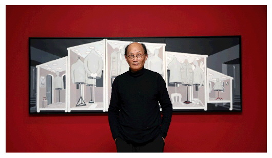 1月8日，在上海东一美术馆，作家金宇澄站在自己的画作《隧道》前。（新华每日电讯记者刘颖 摄）