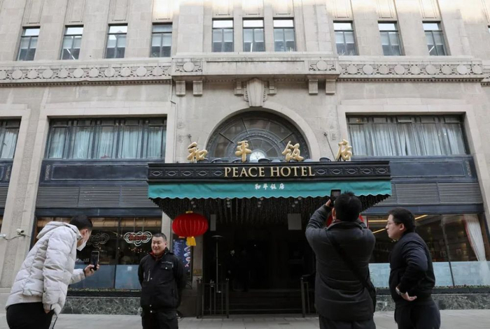 《繁花》剧中反复出现的地标——和平饭店北楼。（新华每日电讯记者刘颖 摄）