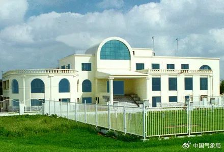 1997年底建成浦东新区气象中心