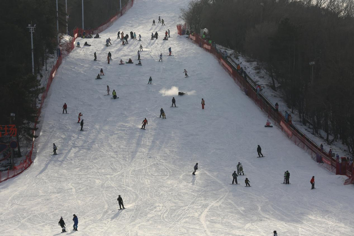 百家乐- 百家乐官方网站- 百家乐在线- Baccarat Online滑雪描写作文3篇 关于描写滑雪场的作文