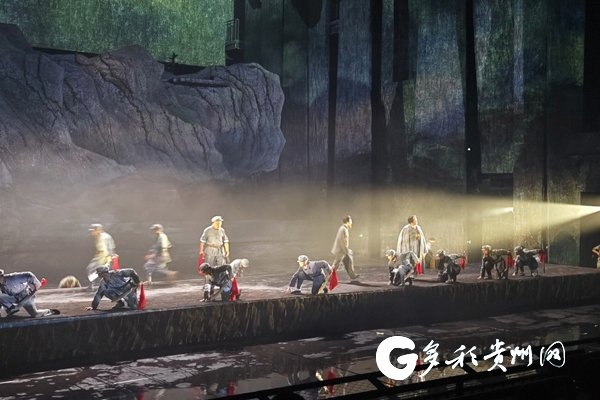 剧目演出现场