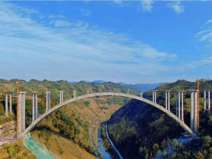 ▲在建乐西高速公路。乐西公司供图