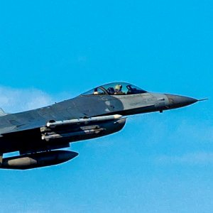 �����α༭:����־ ��