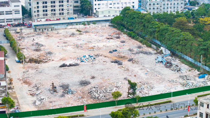 ▲厂房拆除后的建筑垃圾，目前也已清理