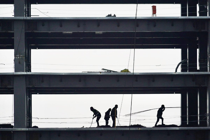 通马路综合交通枢纽主体结构封顶。程功/摄