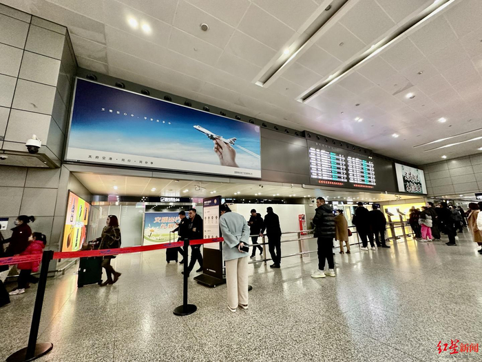 ▲双流机场到达层