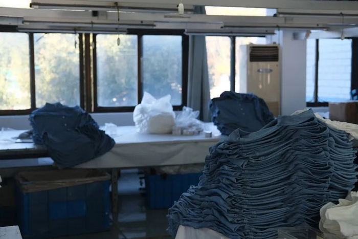 稚信服装厂的车间，仍保留着90年代时期的样式