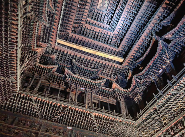 公输堂内天宫楼阁。