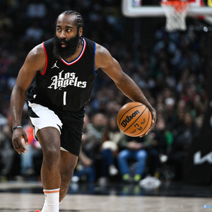 球队防守制胜挺进西部前四