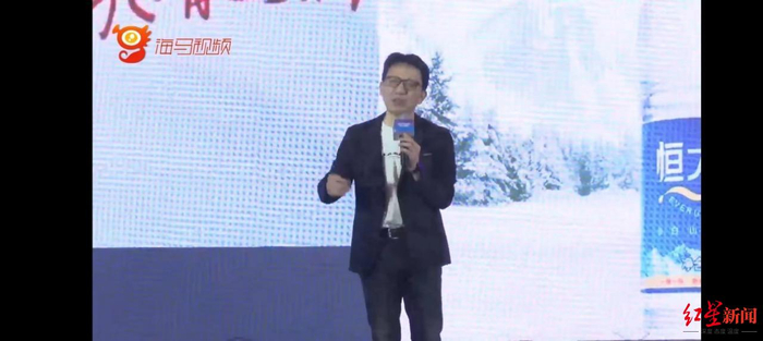 ▲顾均辉在2023年中国品牌节年度人物峰会上发言 据视频截图