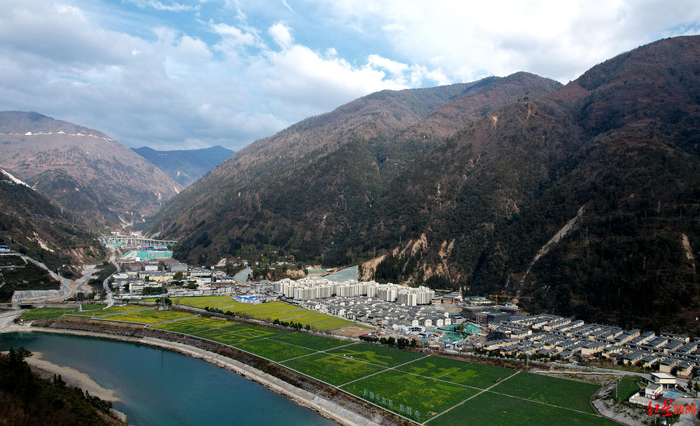 ▲倪太高的新家位于王岗坪乡集镇