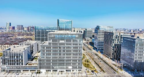     2023年11月23日拍摄的雄安新区中关村科技园外景。（本报资料片）河北日报见习记者 刘光昱摄
