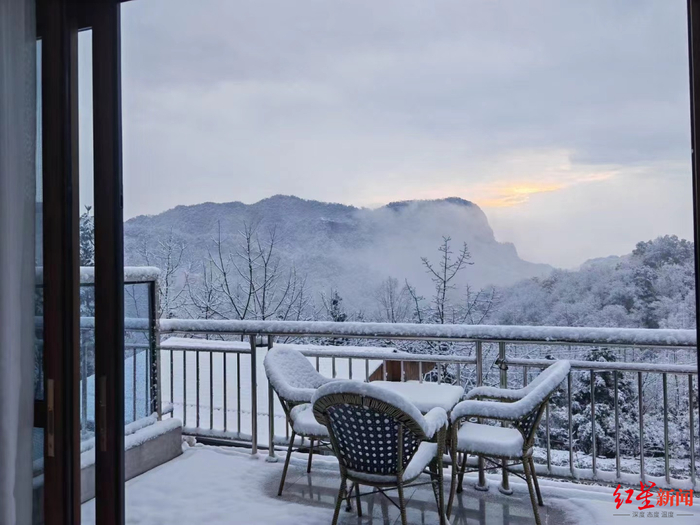 ▲都江堰一家可以观赏雪景的民宿