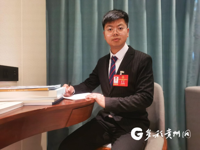 省人大代表 雷雨 