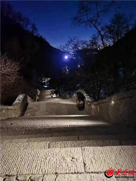1月24日起 泰山景区恢复夜间进山