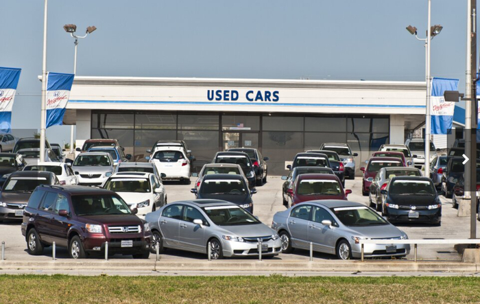 ▲美国常见的二手车商