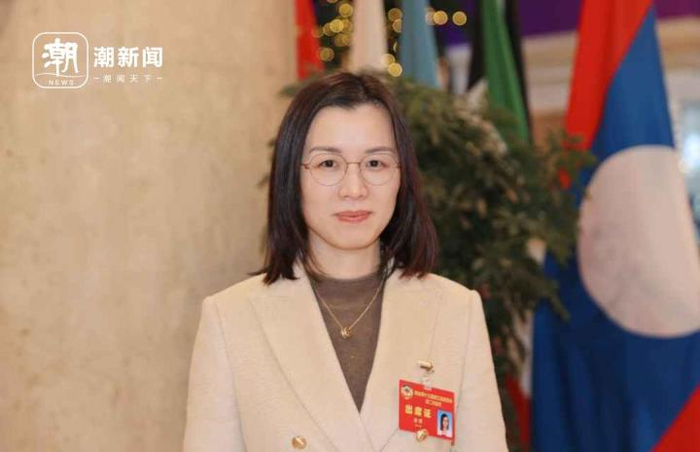 省政协委员,火石创造董事长金霞.记者 吕之遥 摄