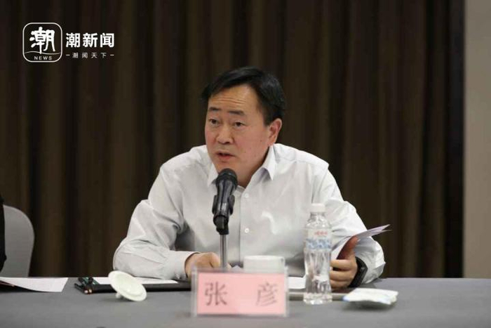 省政协委员,宁波激智科技股份有限公司董事长张彦.记者 徐文迪 摄