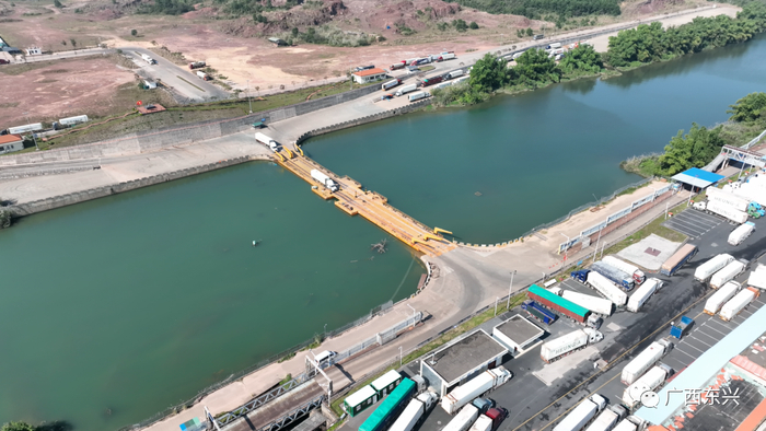 东兴边民互市贸易区。东兴市融媒体中心 韦勇 摄