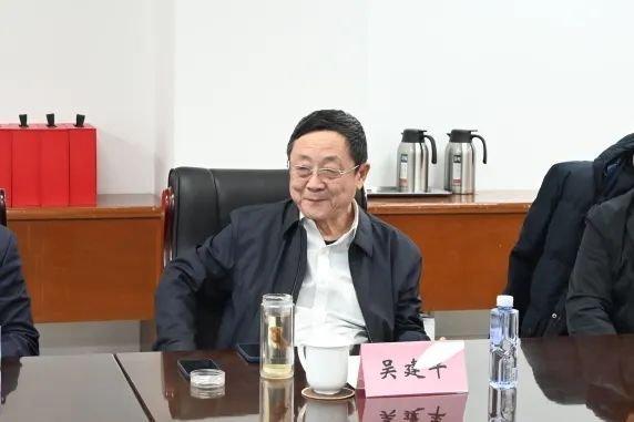 清华大学网络研究院院长、中国工程院院士 吴建平