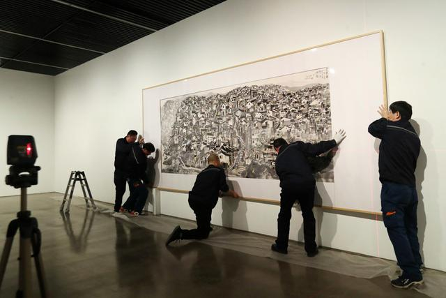 布展现场 蒋迪雯摄