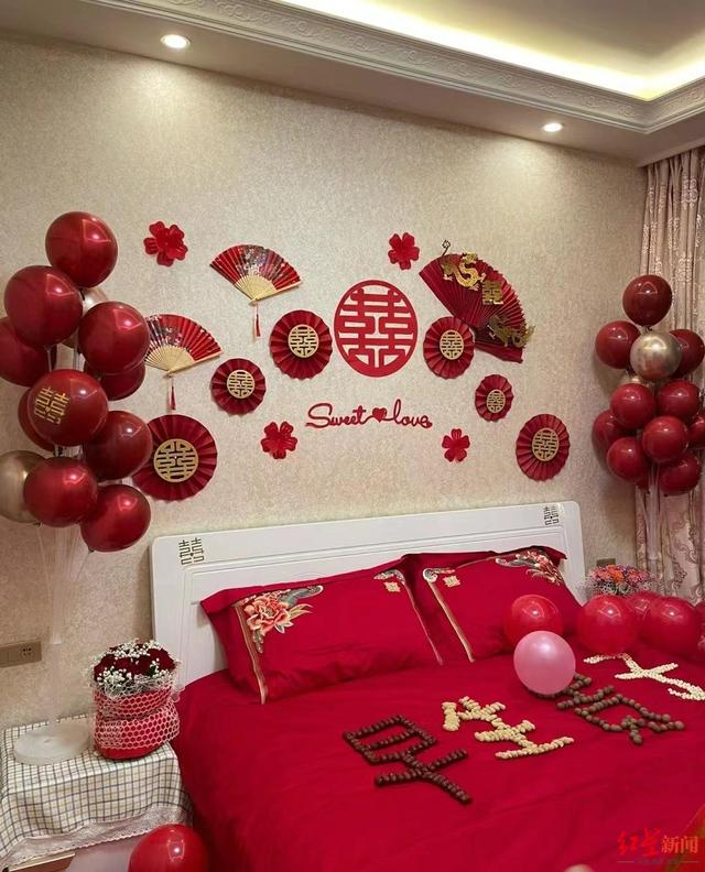 ▲雷女士兼职伴娘时参与布置婚房