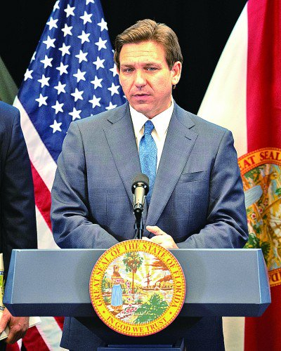     美国佛罗里达州州长德桑蒂斯 新华社发