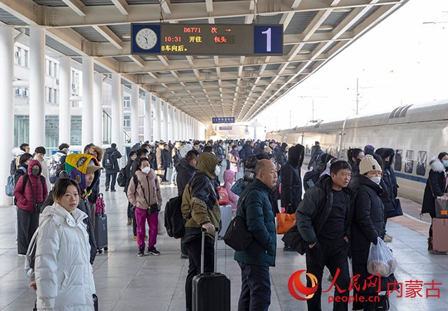 草原铁路预计发送旅客410万人次|呼和浩特市|包头市|春运_新浪新闻