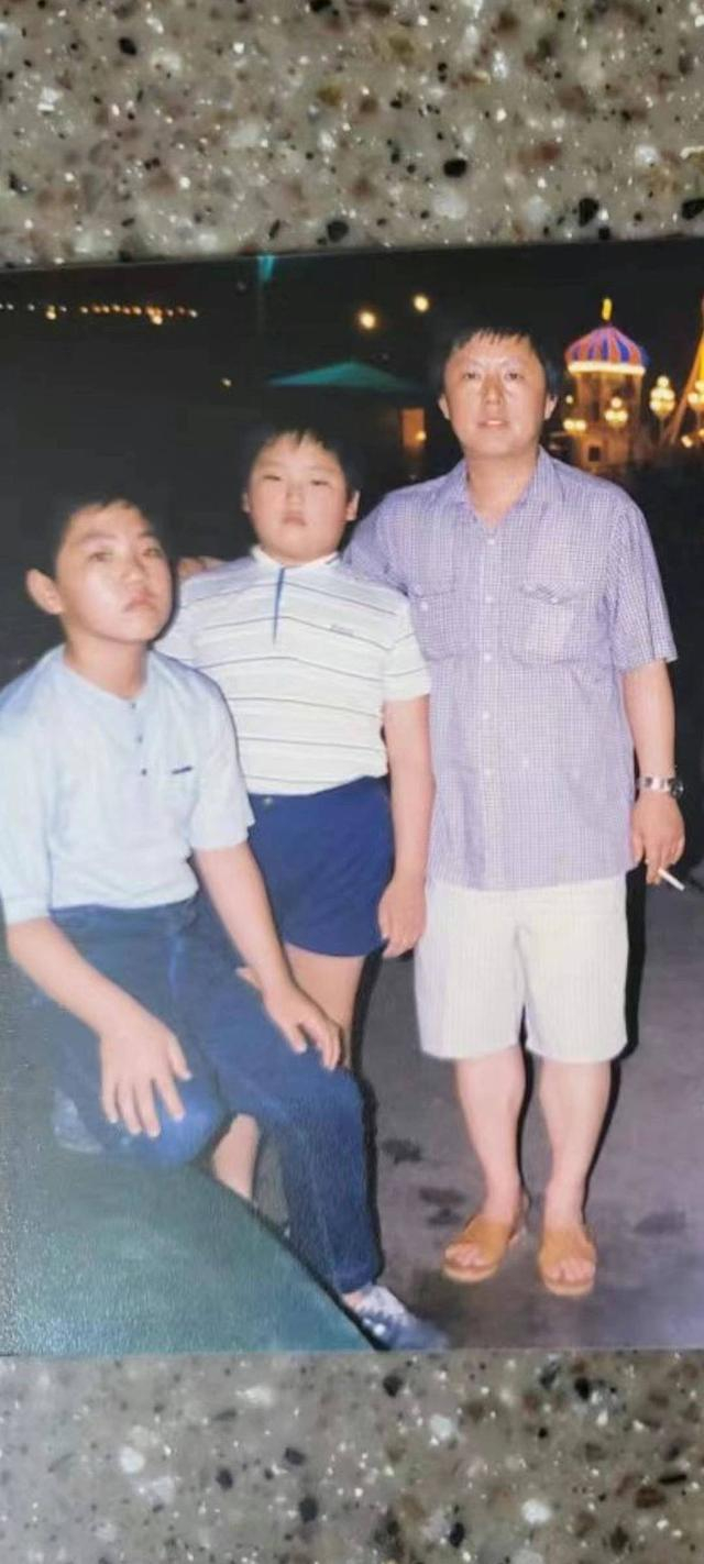 李昌镐、李英镐和哥哥儿时照片