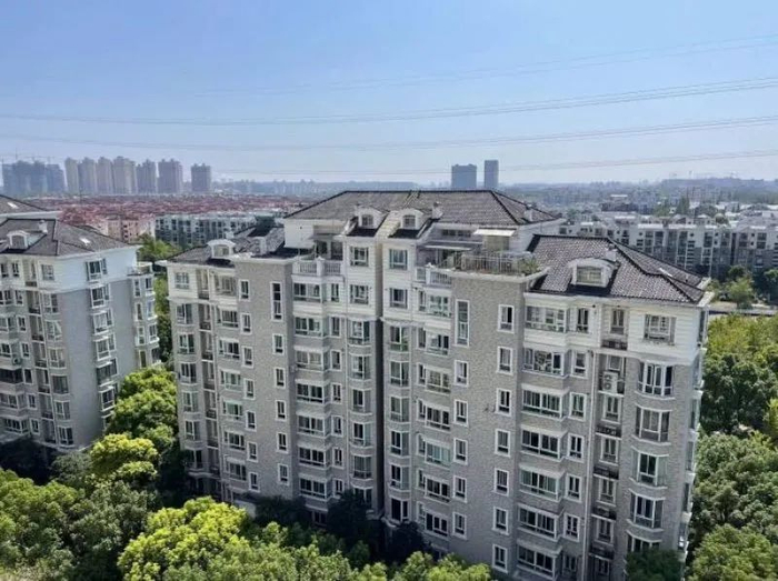 上海楼市    李贝贝/摄