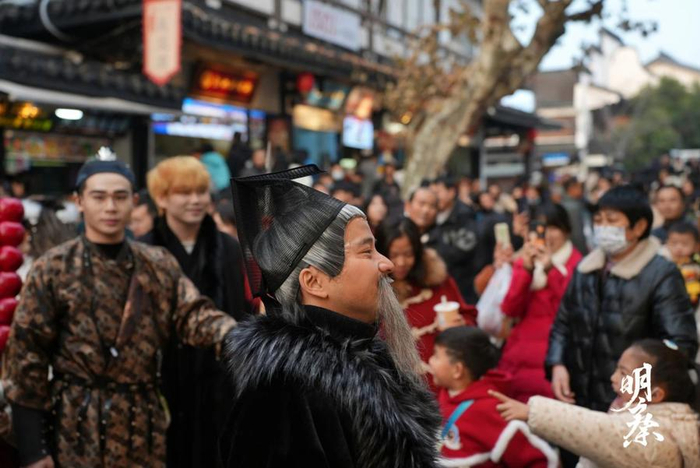 剧本游NPC表演中。  受访者供图