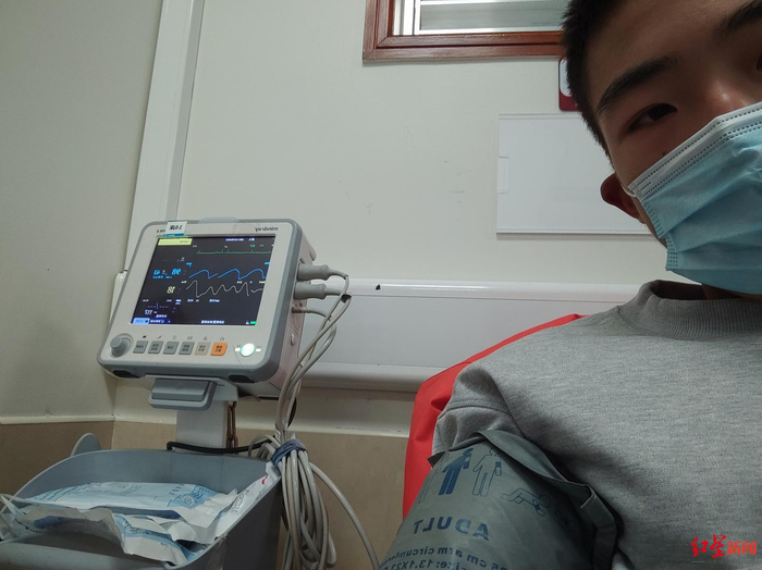 ▲小郭因进食障碍症住院