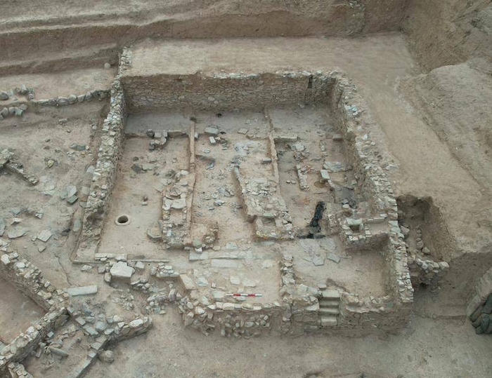 △二号建筑鸟瞰（东→西）