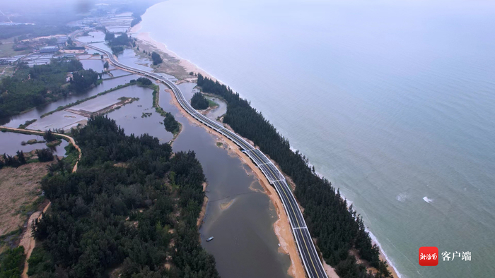 　　海南环岛旅游公路昌江段。昌江融媒体供图