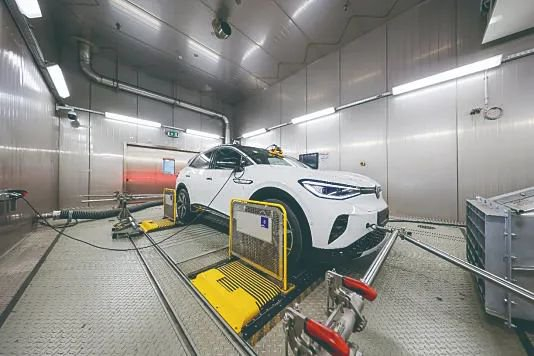 一汽-大众高标准、全方位守护用户的驾乘安全。