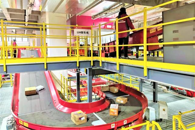 快递加速送往消费者手中。 受访者供图