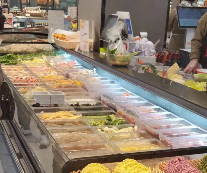 永辉食堂一角。来源：受访者