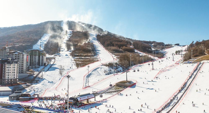 图为万峰通化滑雪度假区.