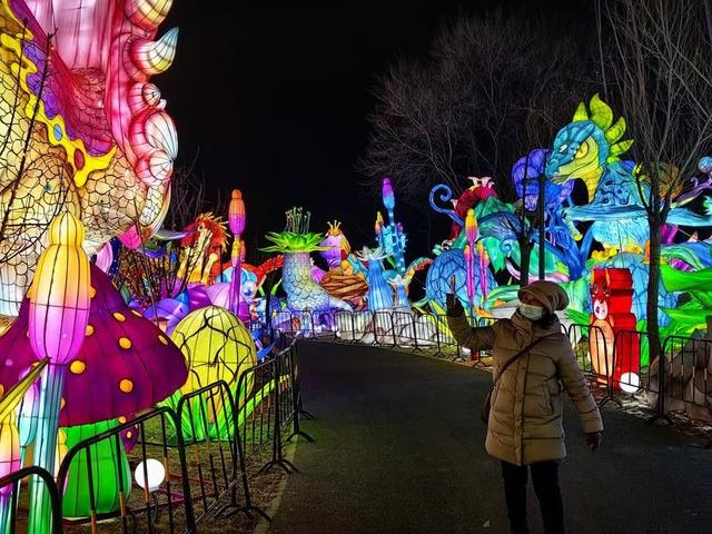首届温榆千灯会在北京朝阳区举行。主办方供图