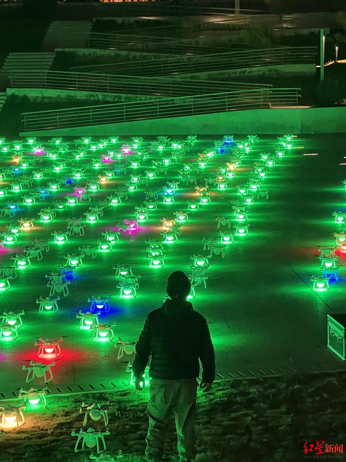 ▲无人机灯光调试现场